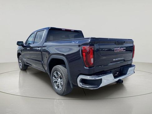 Used 2026 GMC Sierra 1500 SLT AWD/4WD image 5