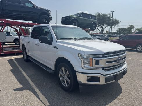 Used 2018 Ford F150 XLT w/ Equipment Group 301A Mid RWD image 5