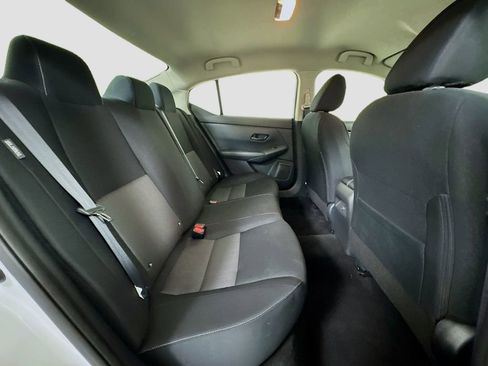Used 2025 Nissan Sentra SV FWD image 24