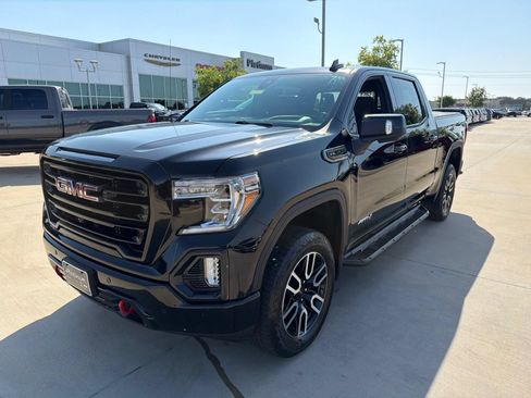 Used 2020 GMC Sierra 1500 AT4 w/ AT4 Premium Package AWD/4WD image 9