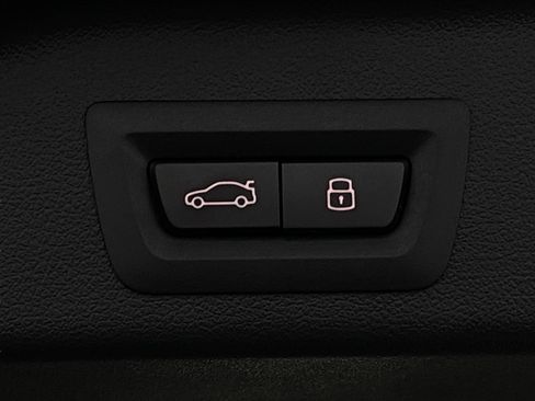 New 2026 BMW X5 M60i AWD/4WD image 9