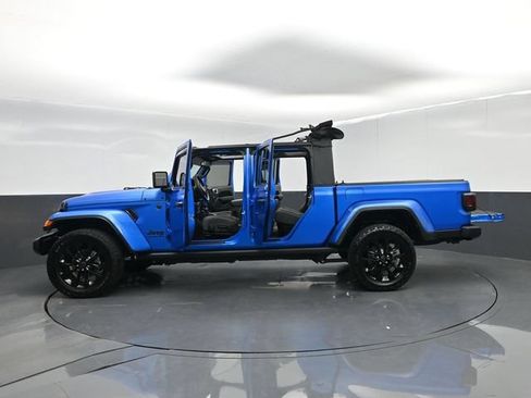 Used 2025 Jeep Gladiator Sport AWD/4WD image 62