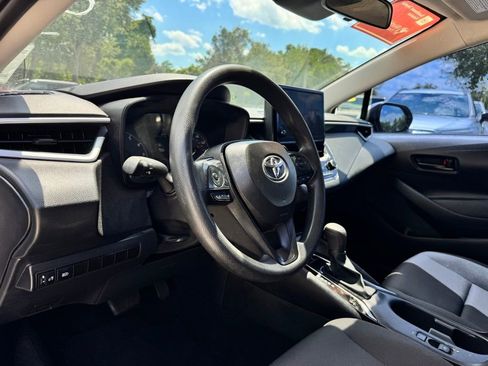 Used 2024 Toyota Corolla LE FWD image 8