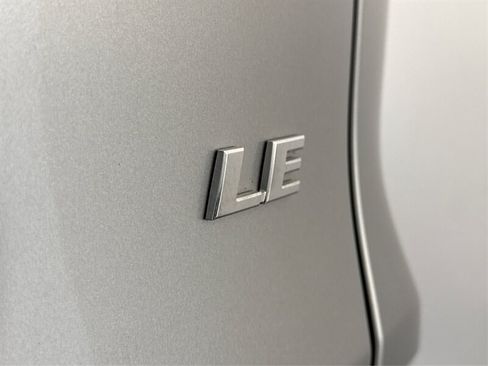 Used 2020 Toyota RAV4 LE w/ All Weather Liner Package FWD image 18