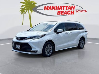 Certified 2022 Toyota Sienna XLE w/ XLE Plus Package