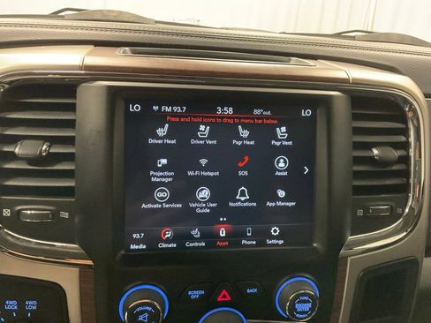 Used 2018 RAM 2500 Laramie w/ Convenience Group AWD/4WD image 15