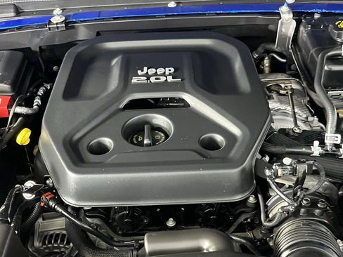 Used 2022 Jeep Wrangler Unlimited Sport image 34