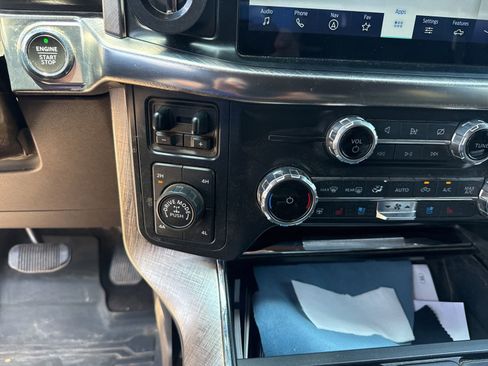 Used 2022 Ford F150 King Ranch w/ FX4 Off-Road Package AWD/4WD image 25