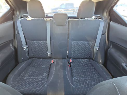 Used 2022 Nissan Kicks SV image 18