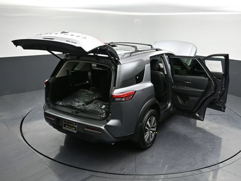New 2026 Nissan Pathfinder SL AWD/4WD image 36