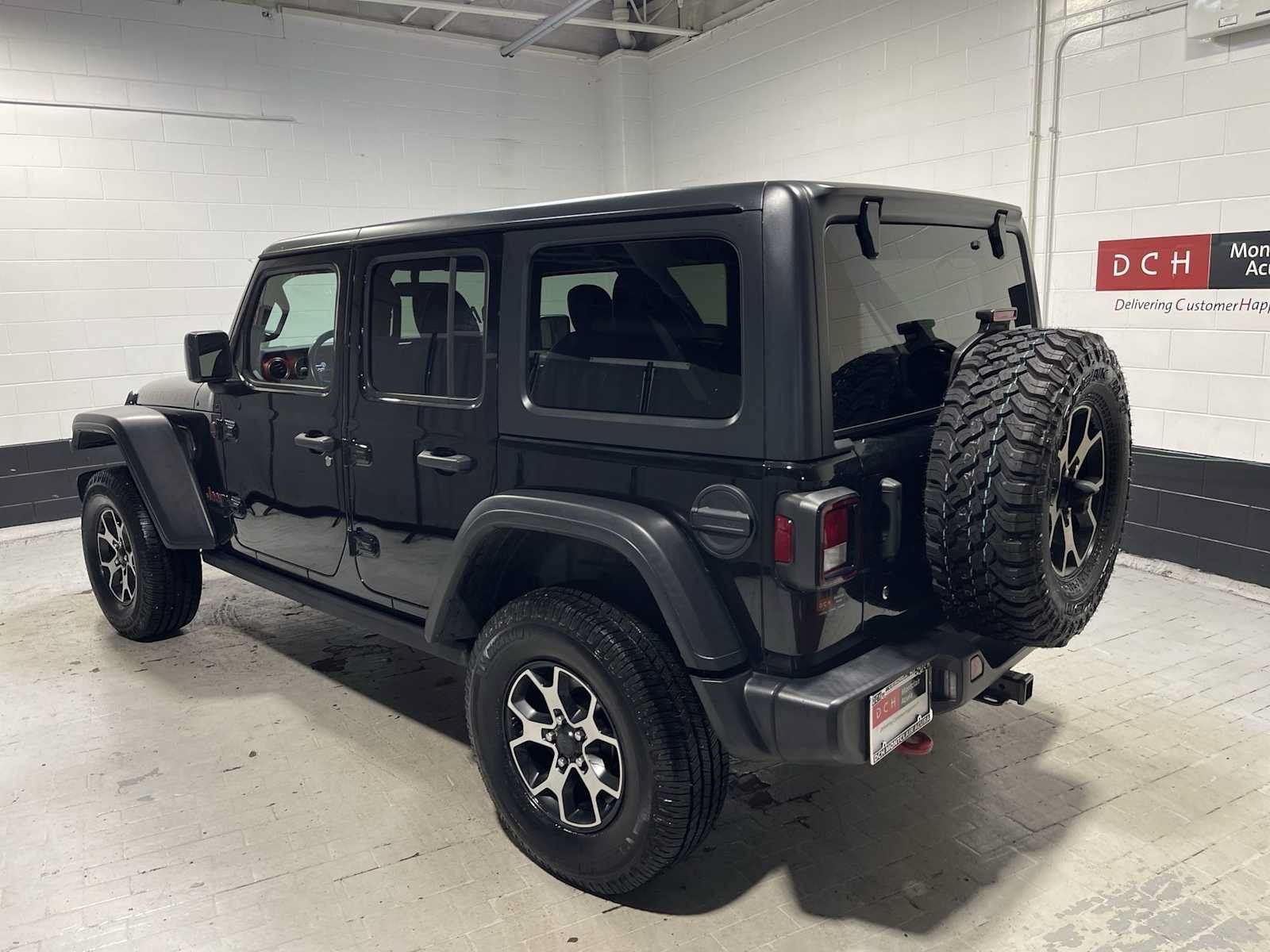 Used 2020 Jeep Wrangler Unlimited Rubicon w/ Dual Top Group AWD/4WD image 4