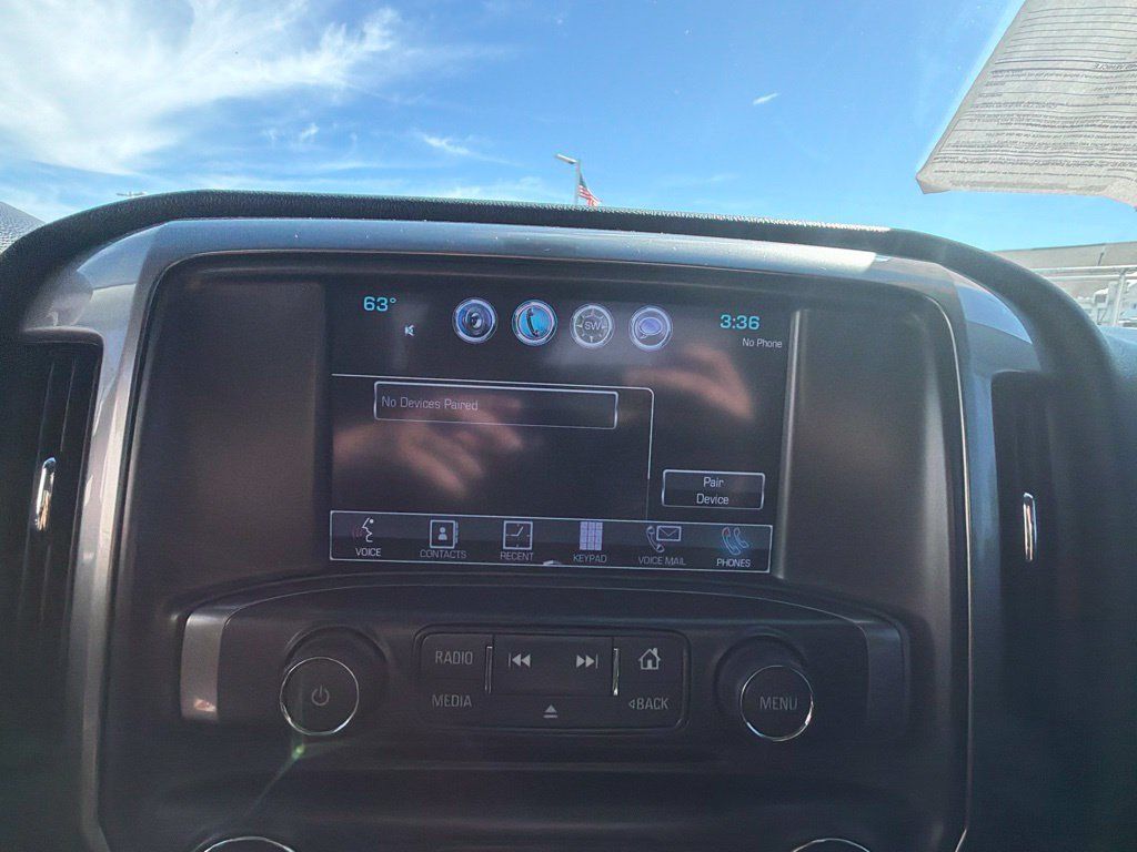 Used 2018 Chevrolet Silverado 1500 LT w/ All Star Edition AWD/4WD image 35