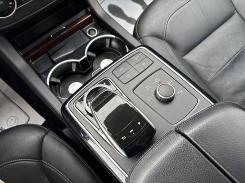 Used 2018 Mercedes-Benz GLS 450 4MATIC image 38