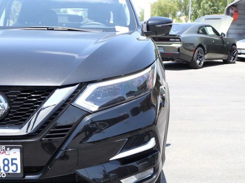 Used 2022 Nissan Rogue Sport SL w/ Premium Package AWD/4WD image 8