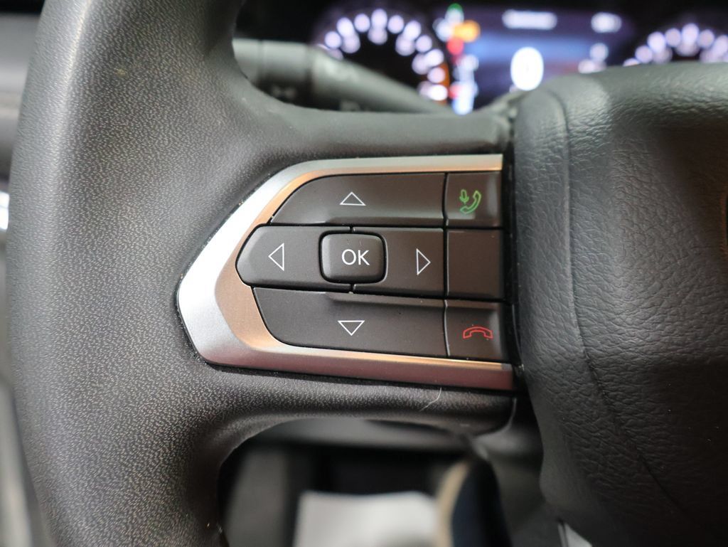 Used 2023 Jeep Compass Latitude AWD/4WD image 36