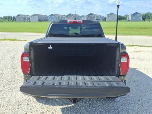 Used 2024 GMC Canyon Denali AWD/4WD image 32