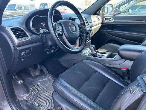 Used 2021 Jeep Grand Cherokee Laredo X image 14