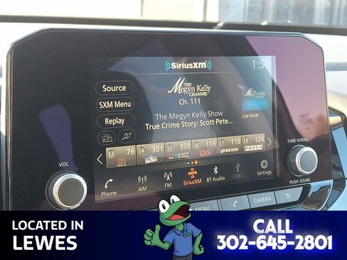 Used 2025 Nissan Pathfinder SV w/ SV Premium Package image 17