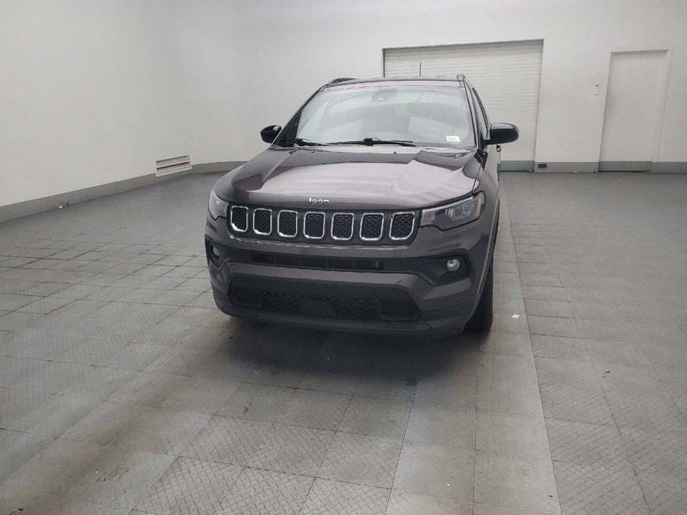 Used 2024 Jeep Compass Latitude AWD/4WD image 15