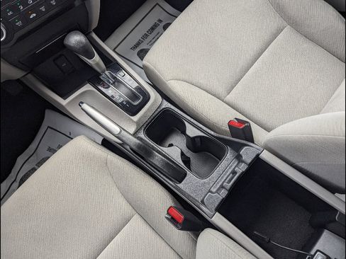 Used 2013 Honda Civic LX image 32