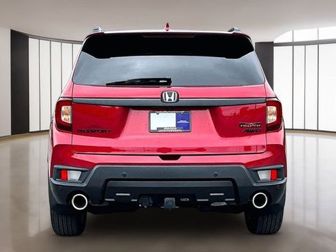 Used 2023 Honda Passport TrailSport image 5