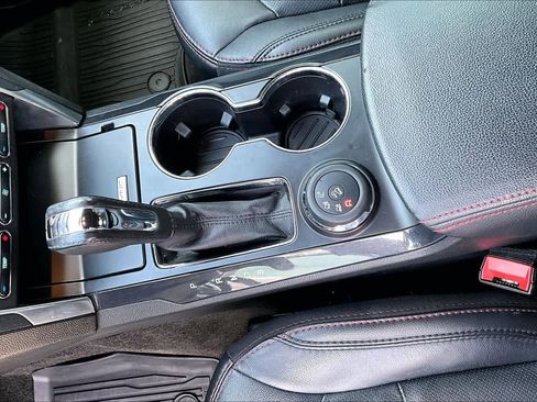 Used 2017 Ford Explorer Sport image 16