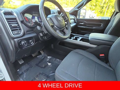 Used 2025 RAM 3500 Big Horn AWD/4WD image 16