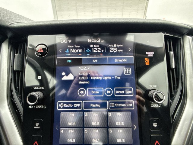 Used 2024 Subaru Outback Premium AWD/4WD image 16