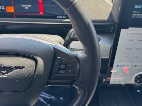 Used 2021 Ford Mustang Mach-E Select w/ Comfort/Appearance Package AWD/4WD image 18