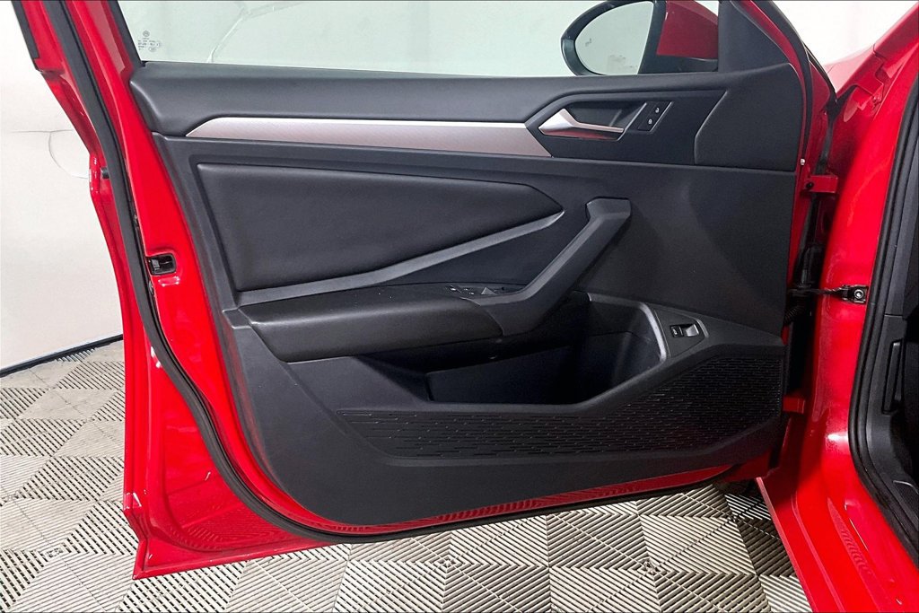 Used 2019 Volkswagen Jetta SE FWD image 22