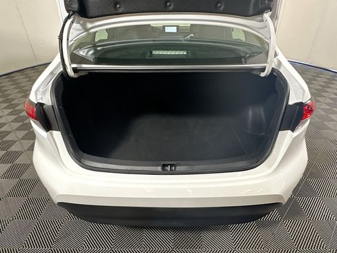 Used 2023 Toyota Corolla LE FWD image 30