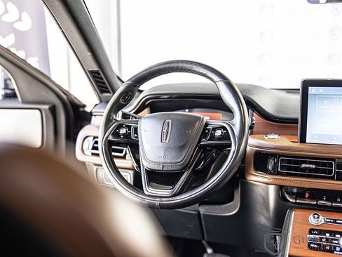 Used 2020 Lincoln Aviator Reserve w/ Equipment Group 202A AWD/4WD image 38
