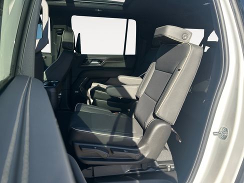 New 2026 GMC Yukon XL Elevation w/ Elevation Premium Package image 24