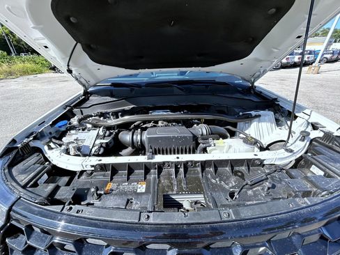 Used 2025 Ford Explorer ST AWD/4WD image 23