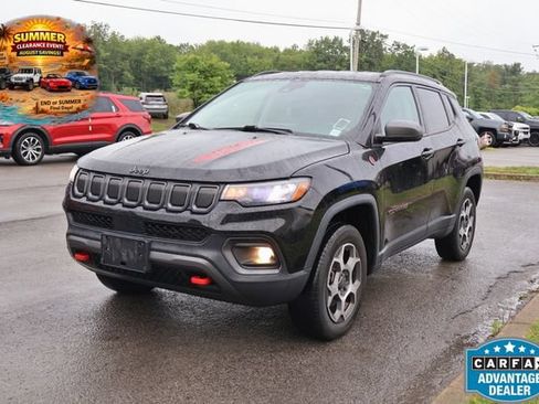 Used 2022 Jeep Compass Trailhawk AWD/4WD image 1