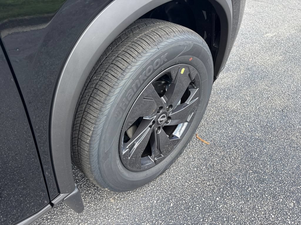 New 2026 Nissan Rogue SV AWD/4WD image 29
