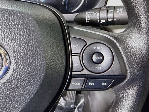 Used 2024 Toyota RAV4 XLE w/ Convenience Package AWD/4WD image 15