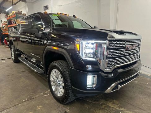 Used 2021 GMC Sierra 3500 Denali w/ Denali Ultimate Package image 6