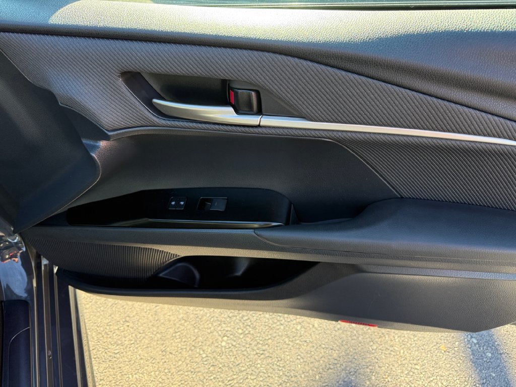 Certified 2025 Toyota Camry SE FWD image 19