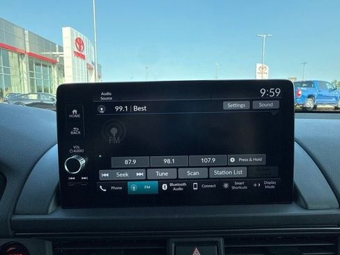Used 2024 Honda Pilot TrailSport image 33