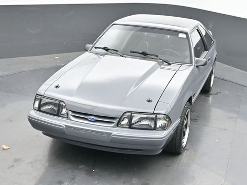 Used 1993 Ford Mustang LX image 29