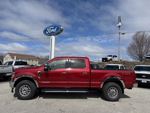 Used 2020 Ford F350 Lariat w/ Lariat Ultimate Package image 3