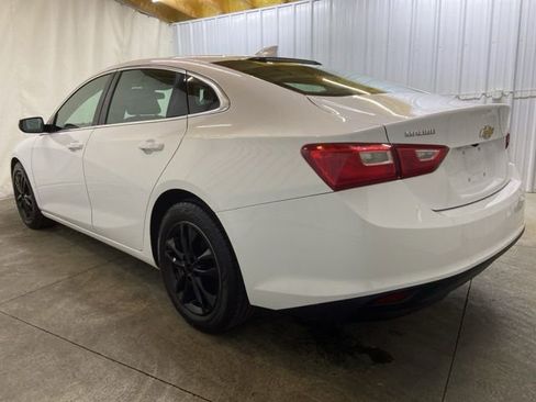 Used 2018 Chevrolet Malibu LT image 8