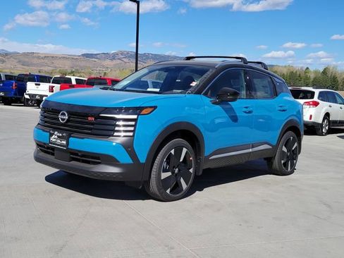 New 2026 Nissan Kicks SR w/ Cold Weather Package image 1