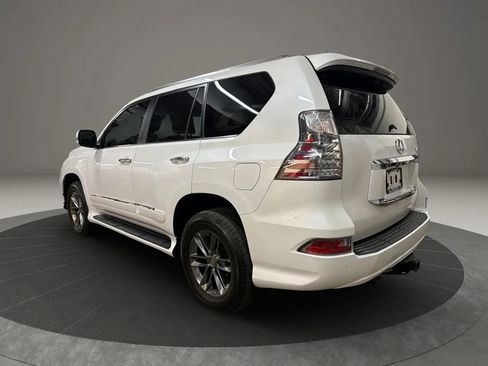 Used 2016 Lexus GX 460 w/ Premium Package image 7