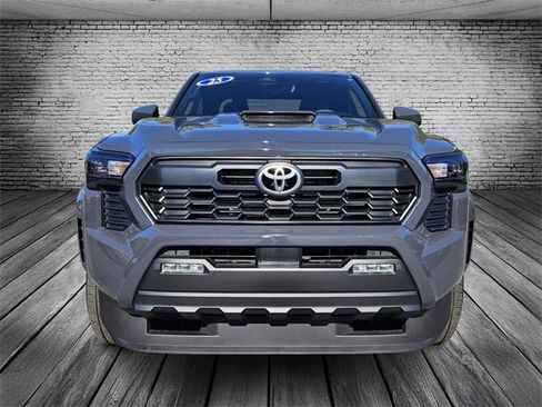 Used 2025 Toyota Tacoma TRD Sport image 8