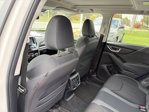 Used 2019 Subaru Forester Premium image 30