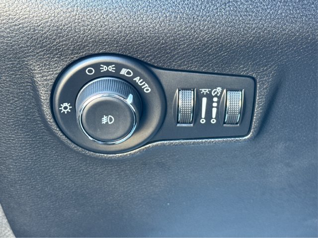 Used 2024 Jeep Compass Limited AWD/4WD image 20