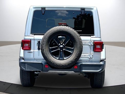 Used 2023 Jeep Wrangler Unlimited Sahara AWD/4WD image 8
