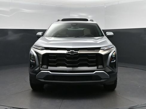 New 2026 Chevrolet Equinox ACTIV w/ Convenience Package III FWD image 10